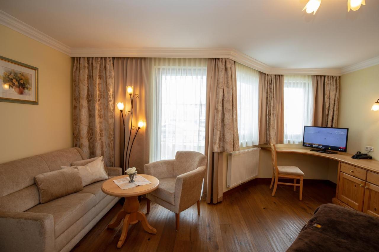 Alpenresidenz Trisanna Bed and Breakfast Ischgl Buitenkant foto