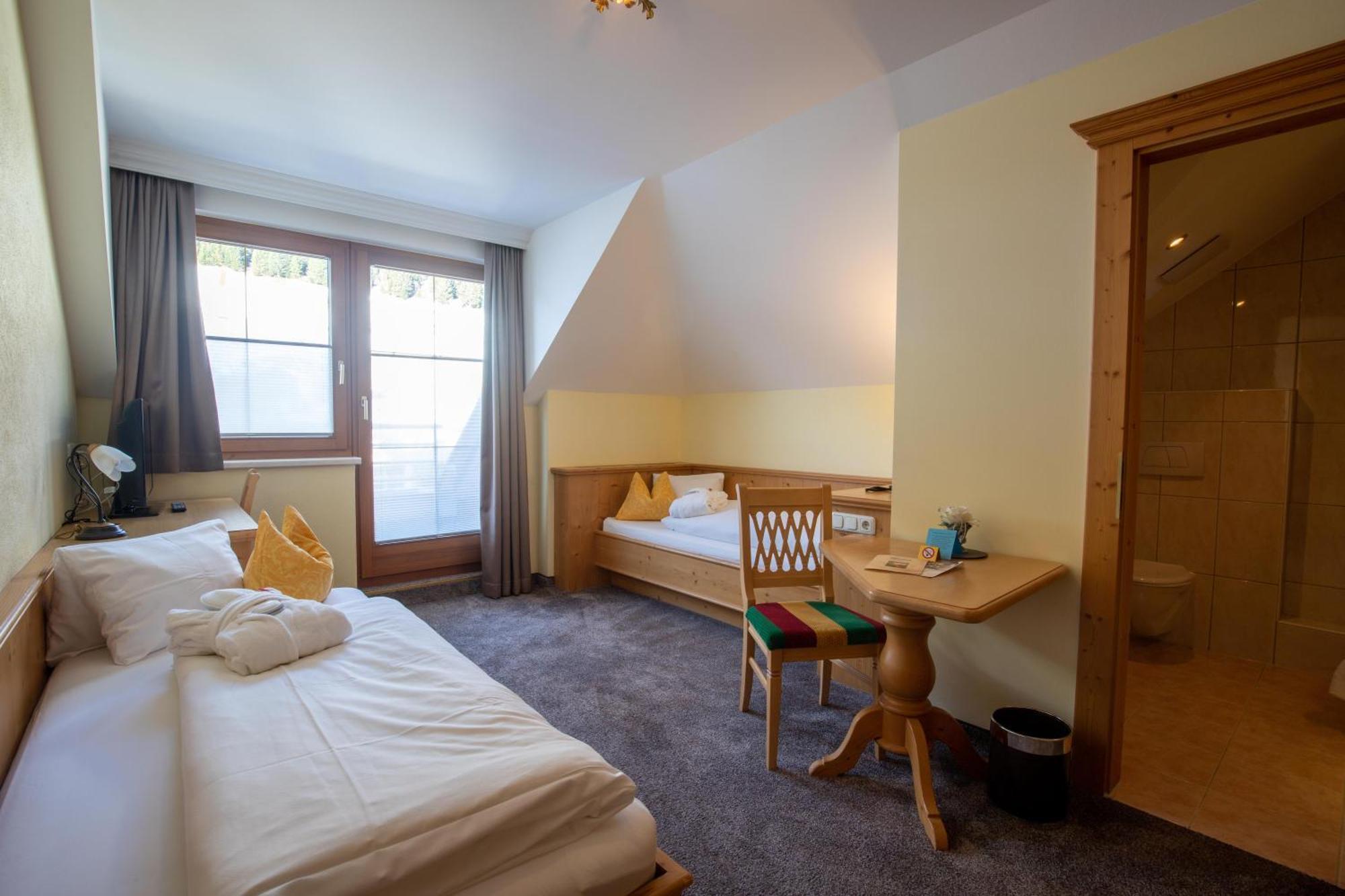 Alpenresidenz Trisanna Bed and Breakfast Ischgl Buitenkant foto